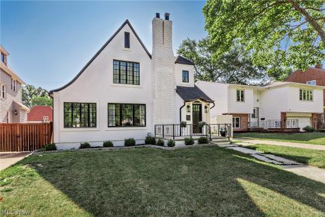 5831 Wickfield Drive Parma Heights OH 44130