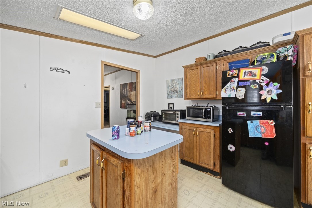 454 Stable Drive Lagrange OH 44050