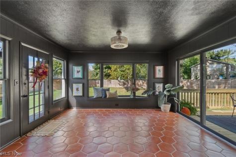 7566 Wake Robin Drive Hudson OH 44236