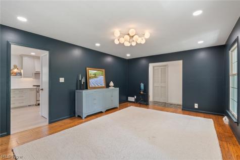 7566 Wake Robin Drive Hudson OH 44236