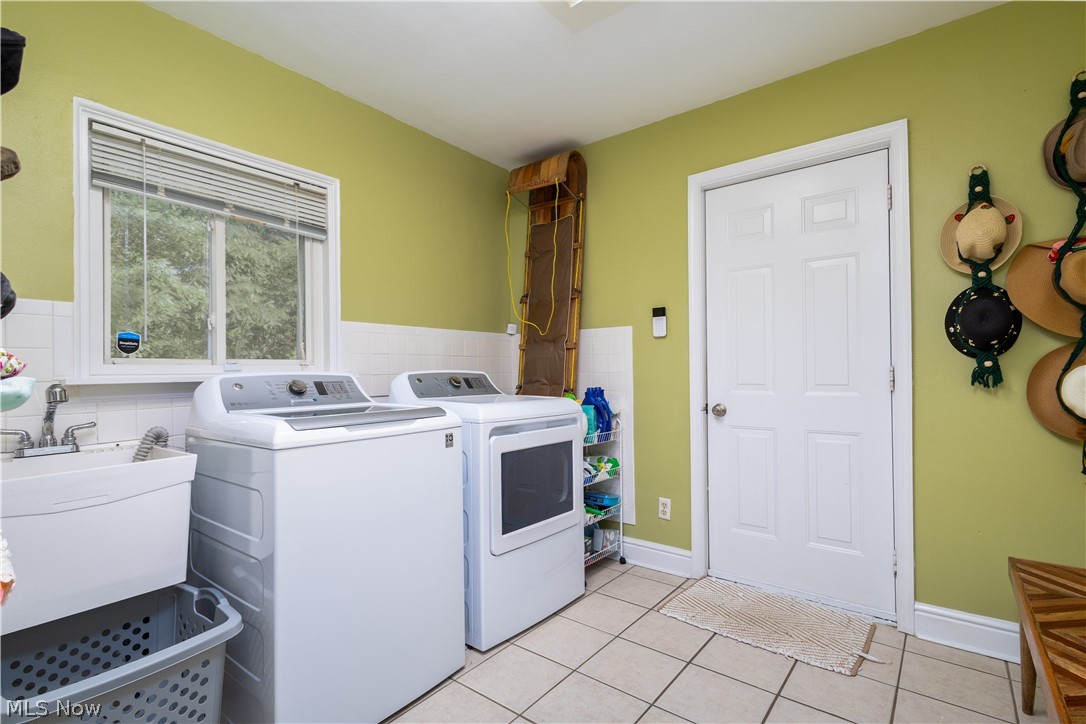 277 Beechwood Boulevard Wintersville OH 43953