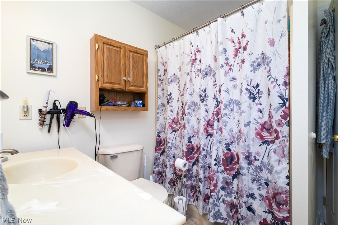 277 Beechwood Boulevard Wintersville OH 43953
