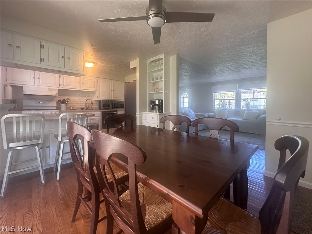 633 Laurelwood Drive SE Warren OH 44484