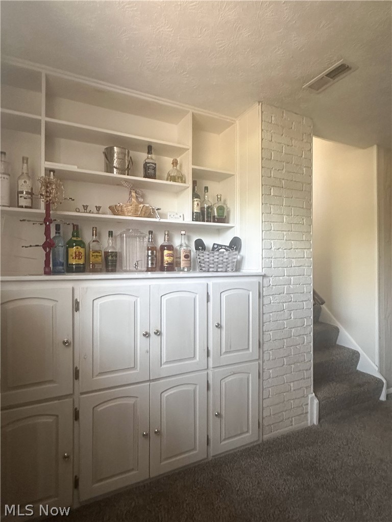 633 Laurelwood Drive SE Warren OH 44484
