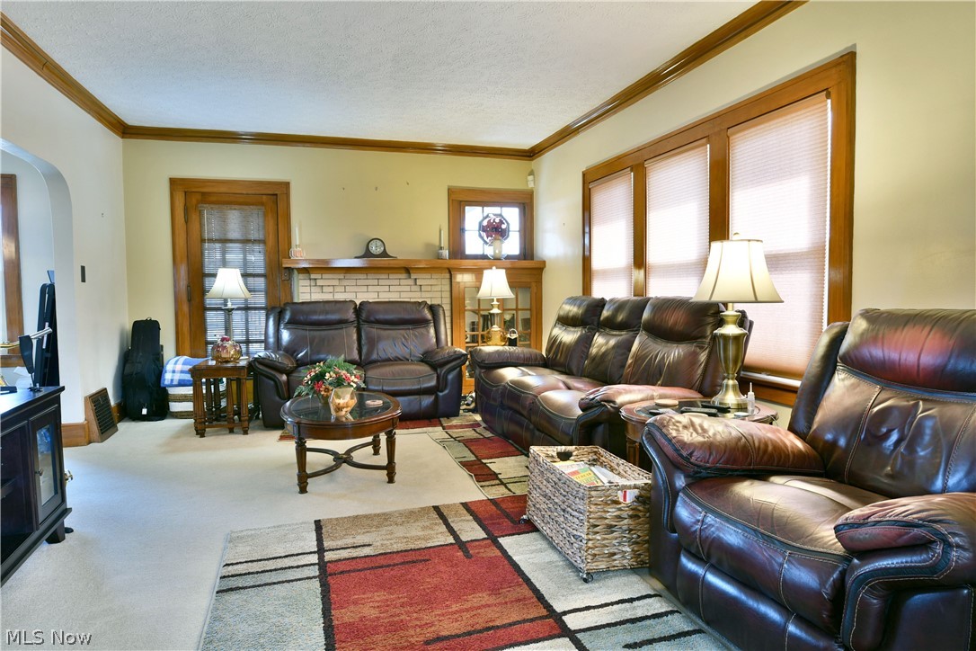 218 Upland Avenue Youngstown OH 44504