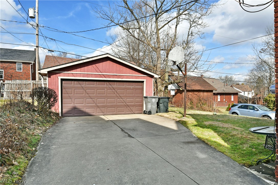 218 Upland Avenue Youngstown OH 44504
