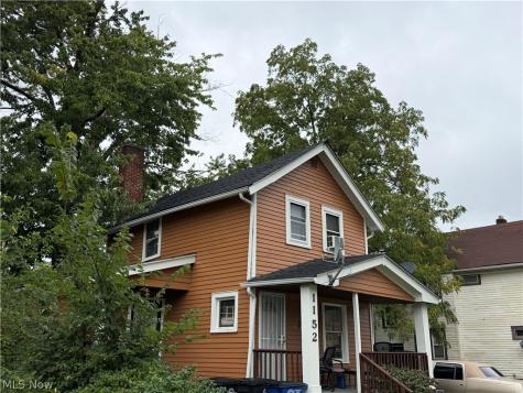 1152 E 147th Street Cleveland OH 44110