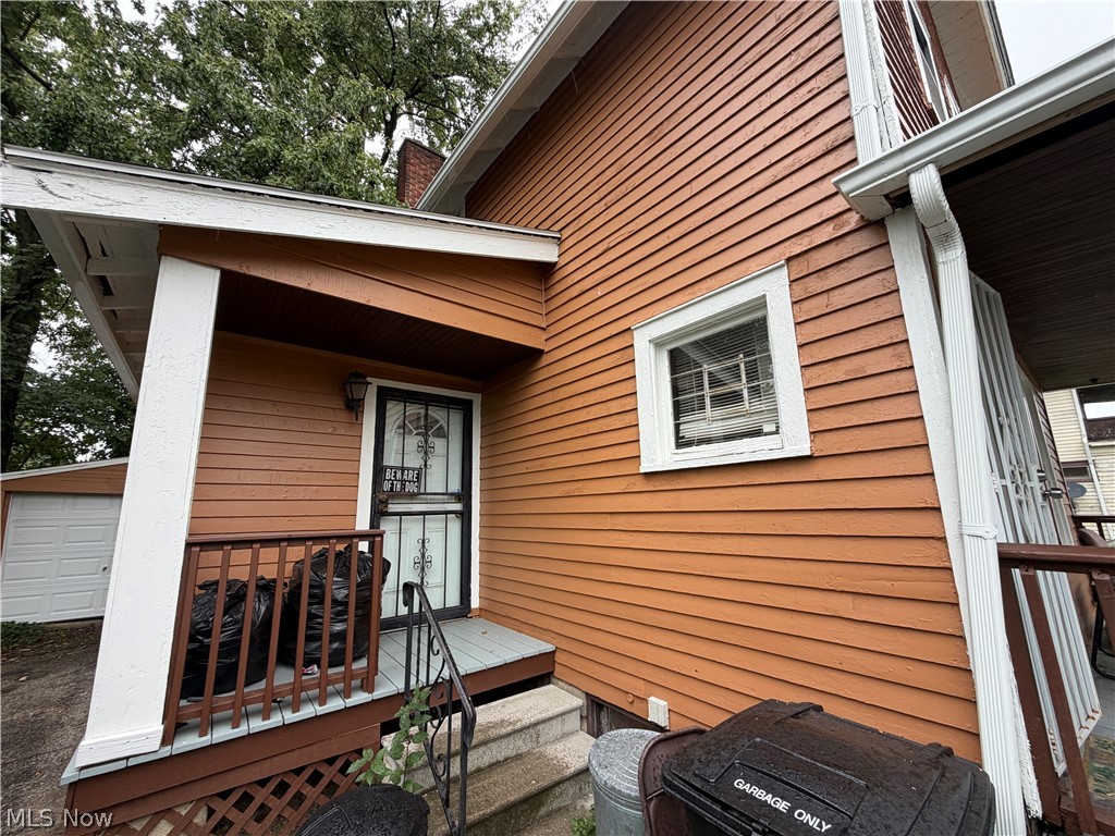 1152 E 147th Street Cleveland OH 44110