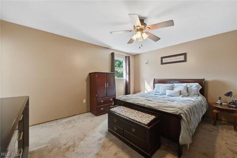 305 Parkland Oval Brunswick OH 44212