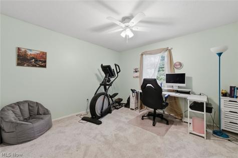 305 Parkland Oval Brunswick OH 44212
