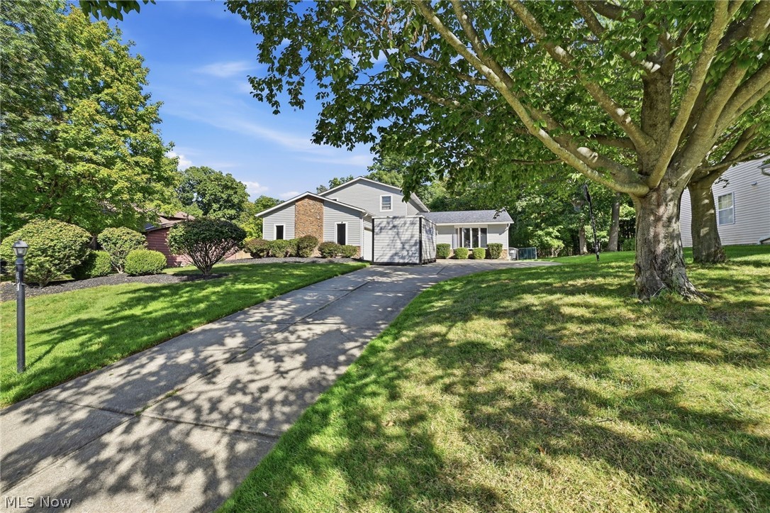 305 Parkland Oval Brunswick OH 44212