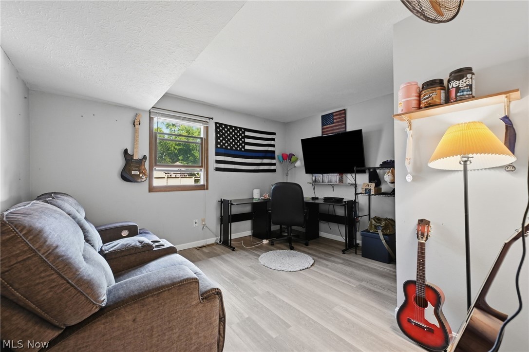 305 Parkland Oval Brunswick OH 44212