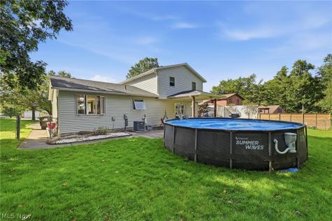 305 Parkland Oval Brunswick OH 44212