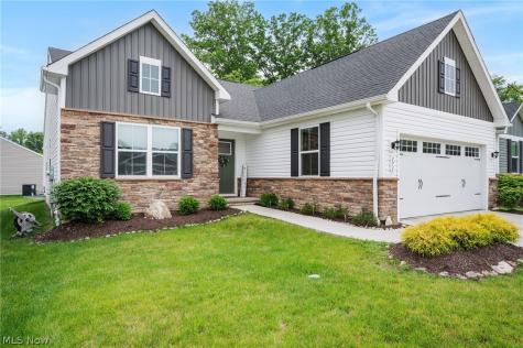 171 Eagle Circle Amherst OH 44001