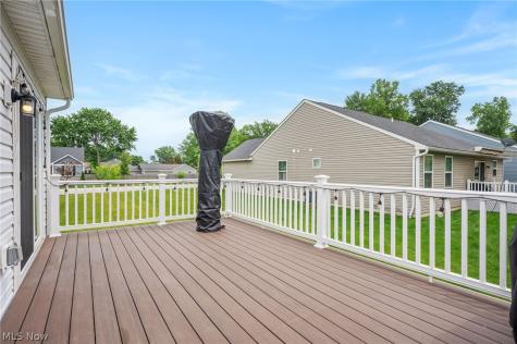 171 Eagle Circle Amherst OH 44001