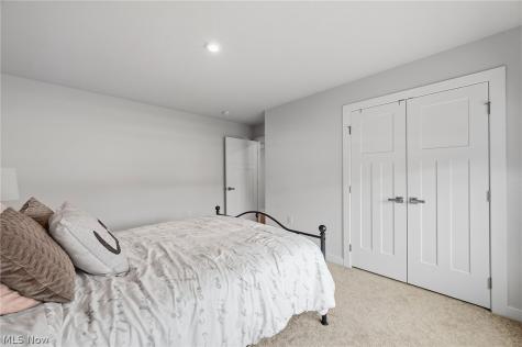 171 Eagle Circle Amherst OH 44001
