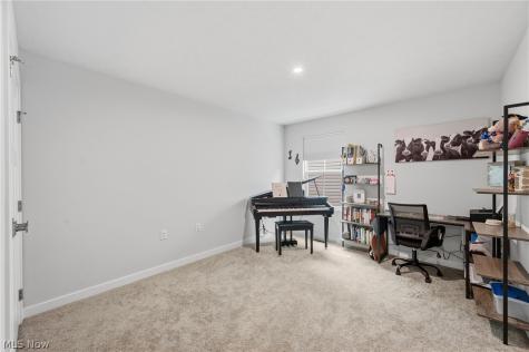 171 Eagle Circle Amherst OH 44001