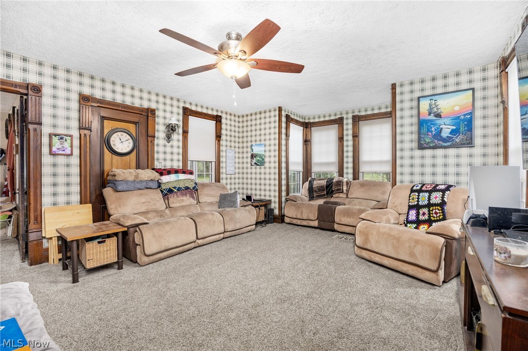 323 Seville Road Wadsworth OH 44281