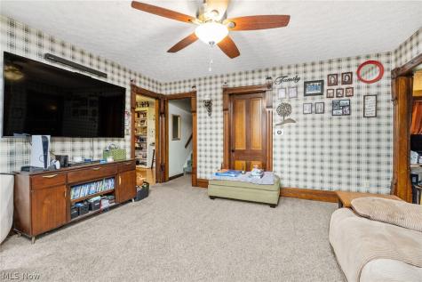 323 Seville Road Wadsworth OH 44281