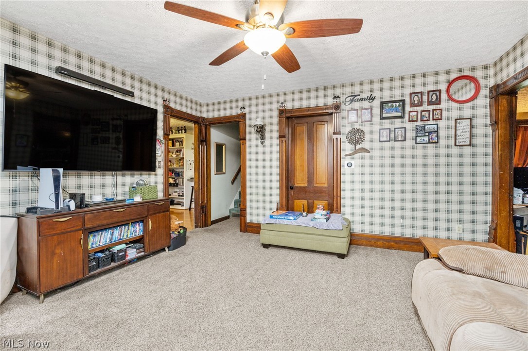 323 Seville Road Wadsworth OH 44281