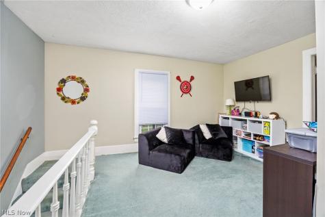 323 Seville Road Wadsworth OH 44281