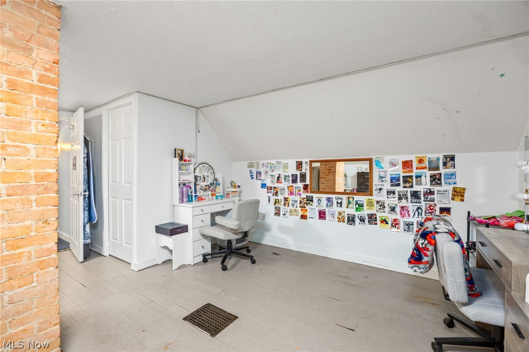 323 Seville Road Wadsworth OH 44281