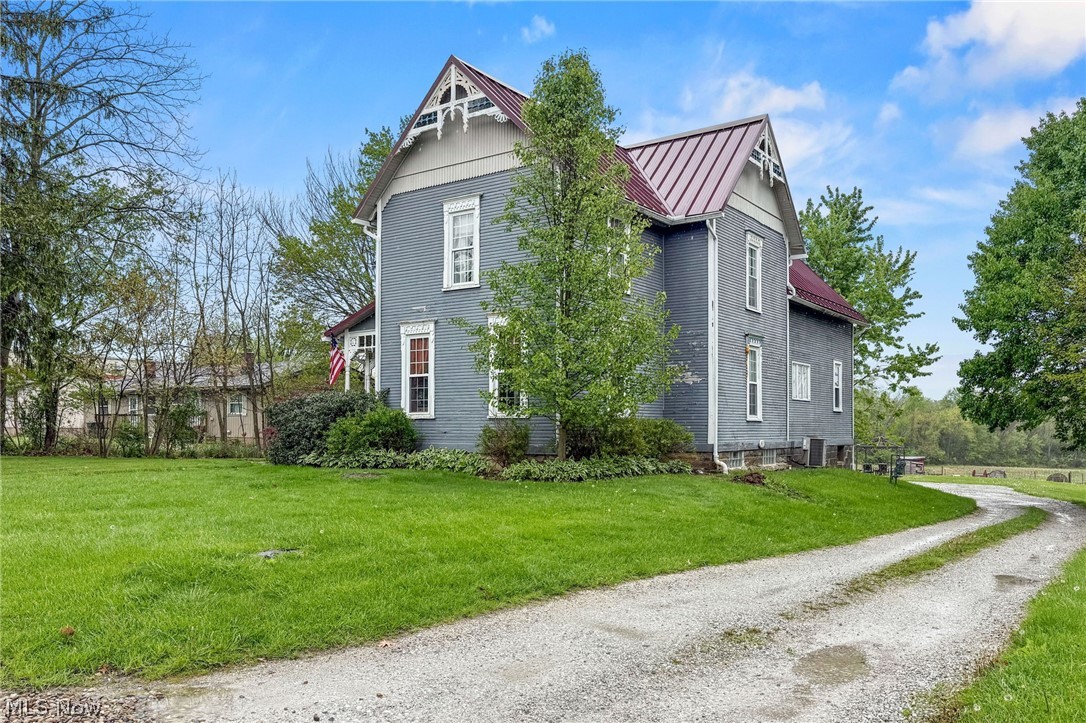 323 Seville Road Wadsworth OH 44281