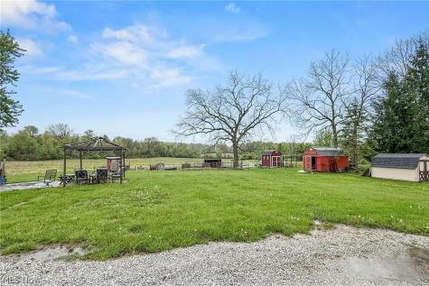 323 Seville Road Wadsworth OH 44281