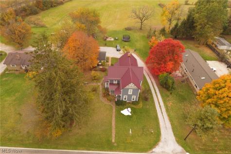 323 Seville Road Wadsworth OH 44281