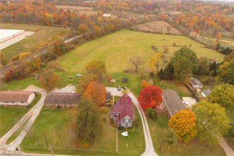 323 Seville Road Wadsworth OH 44281