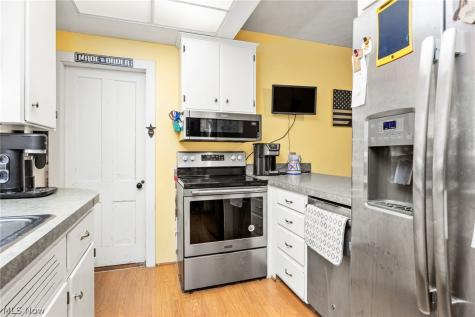323 Seville Road Wadsworth OH 44281