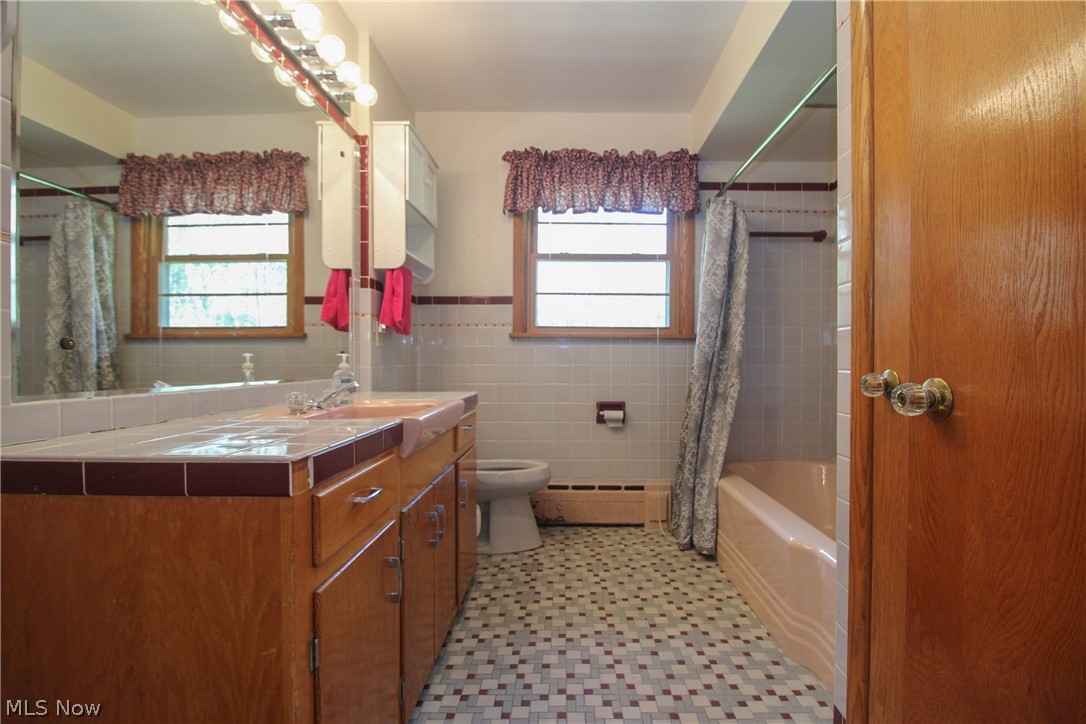 66 S Beverly Avenue Austintown OH 44515