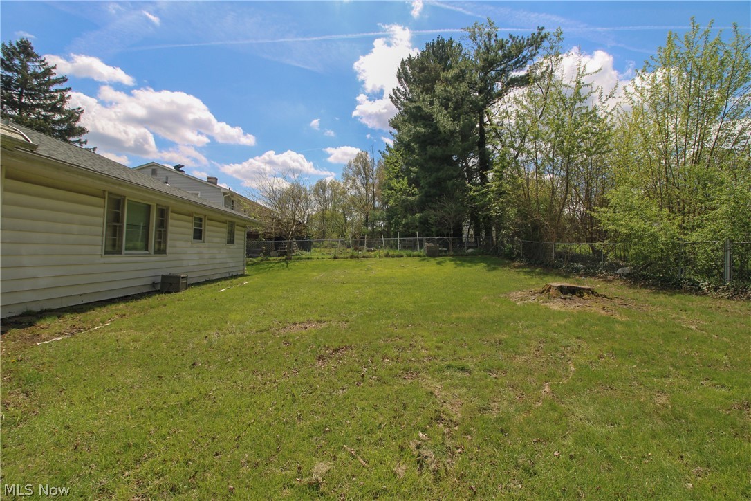 66 S Beverly Avenue Austintown OH 44515