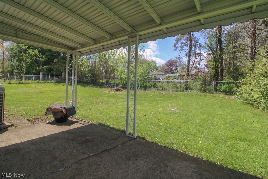 66 S Beverly Avenue Austintown OH 44515
