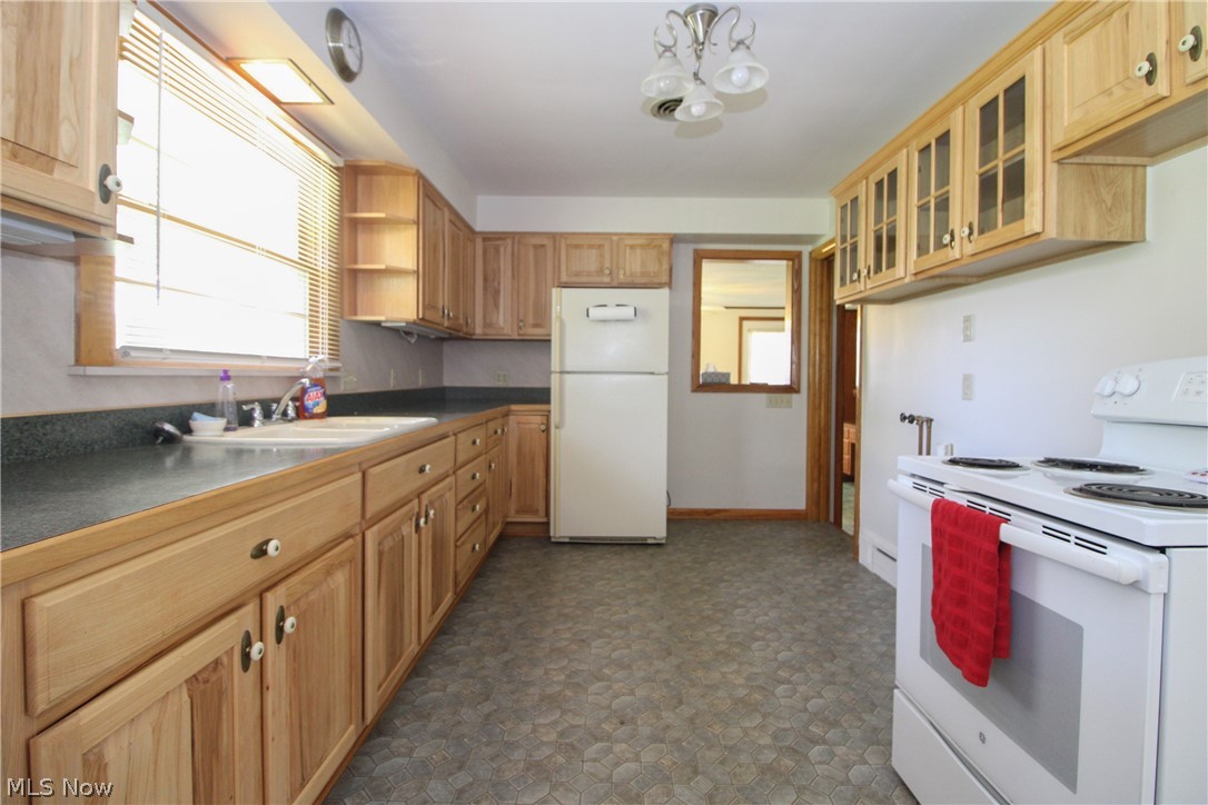 66 S Beverly Avenue Austintown OH 44515