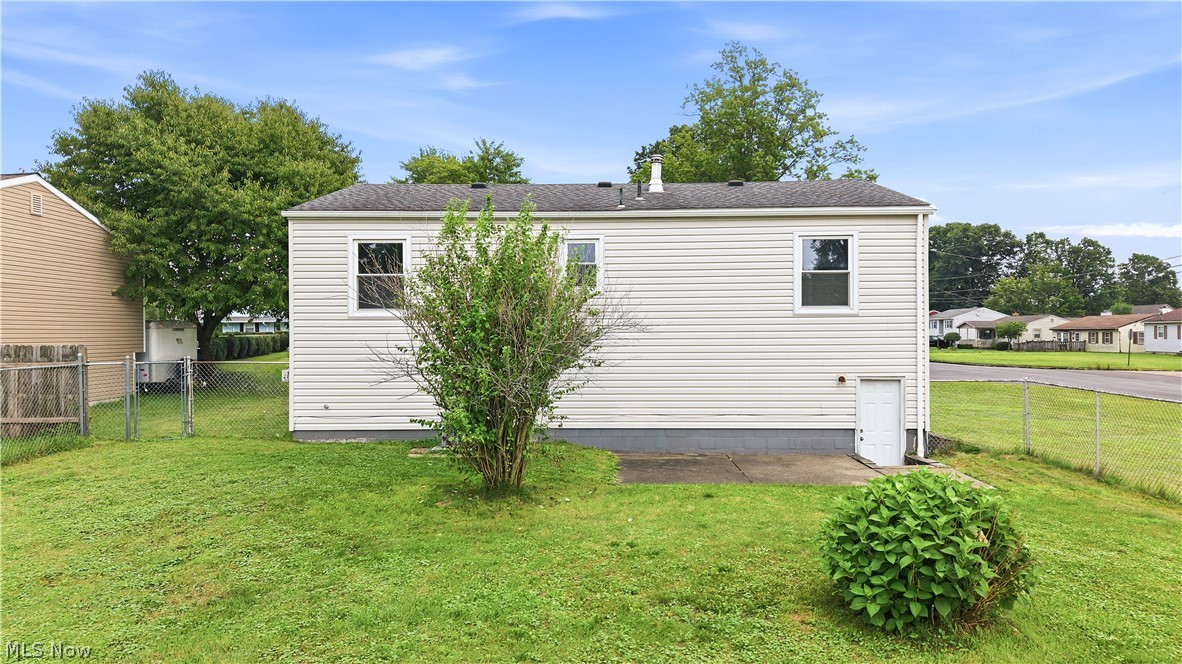 378 Dehoff Drive Youngstown OH 44515