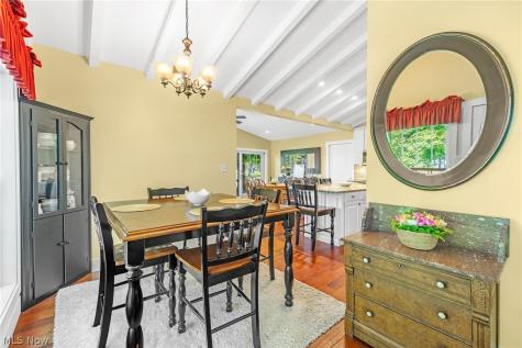 305 Hedgewood Drive Akron OH 44319