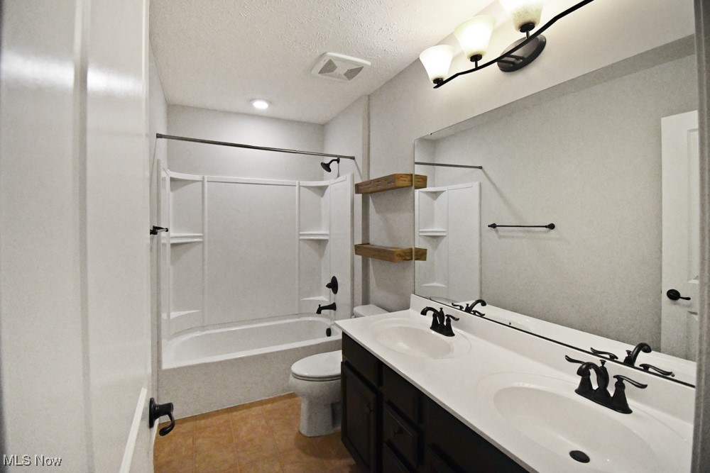 11329 Alexa Drive Painesville OH 44077