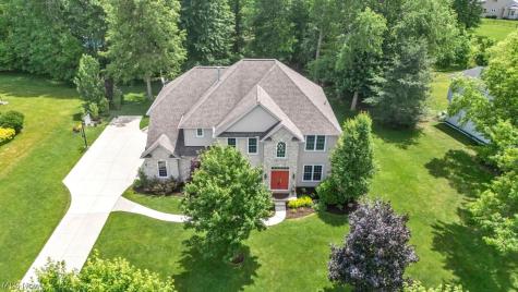31865 Woodbridge Way Avon Lake OH 44012