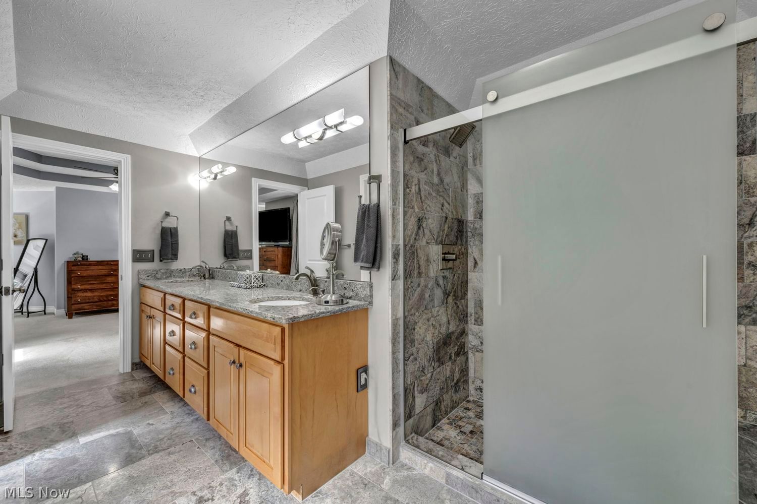 31865 Woodbridge Way Avon Lake OH 44012
