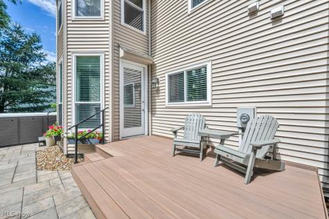 31865 Woodbridge Way Avon Lake OH 44012