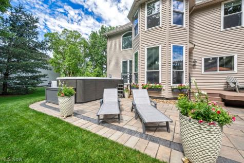 31865 Woodbridge Way Avon Lake OH 44012