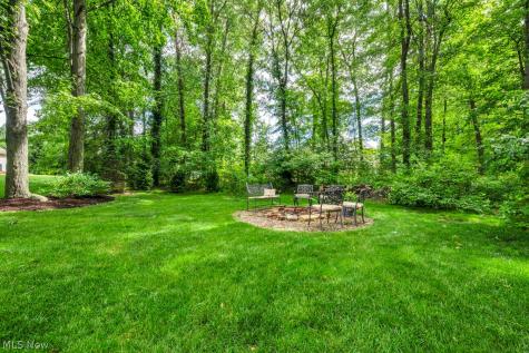 31865 Woodbridge Way Avon Lake OH 44012