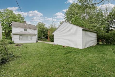 1830 Beverly Hills Drive Euclid OH 44117