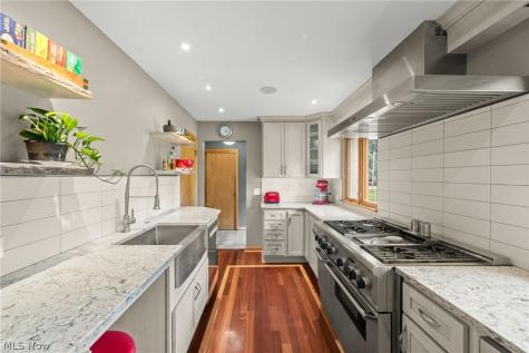 3243 Sanitarium Road Akron OH 44312