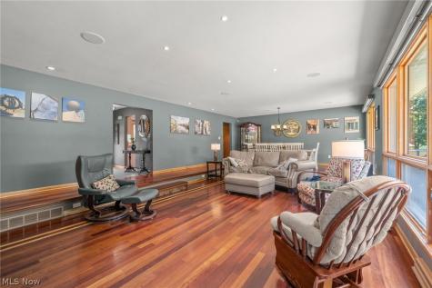 3243 Sanitarium Road Akron OH 44312