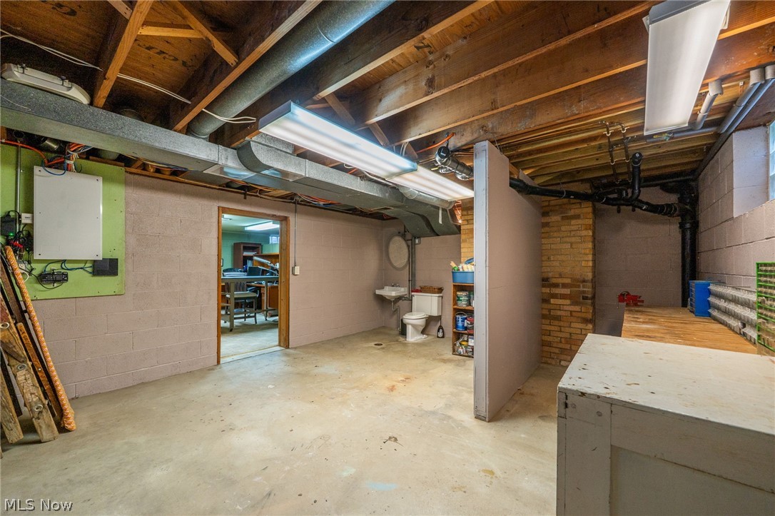 3243 Sanitarium Road Akron OH 44312