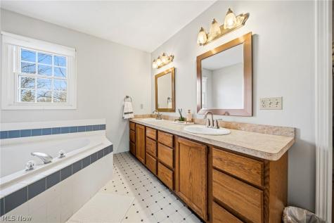 7891 Frontier Drive Mentor OH 44060