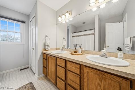 7891 Frontier Drive Mentor OH 44060
