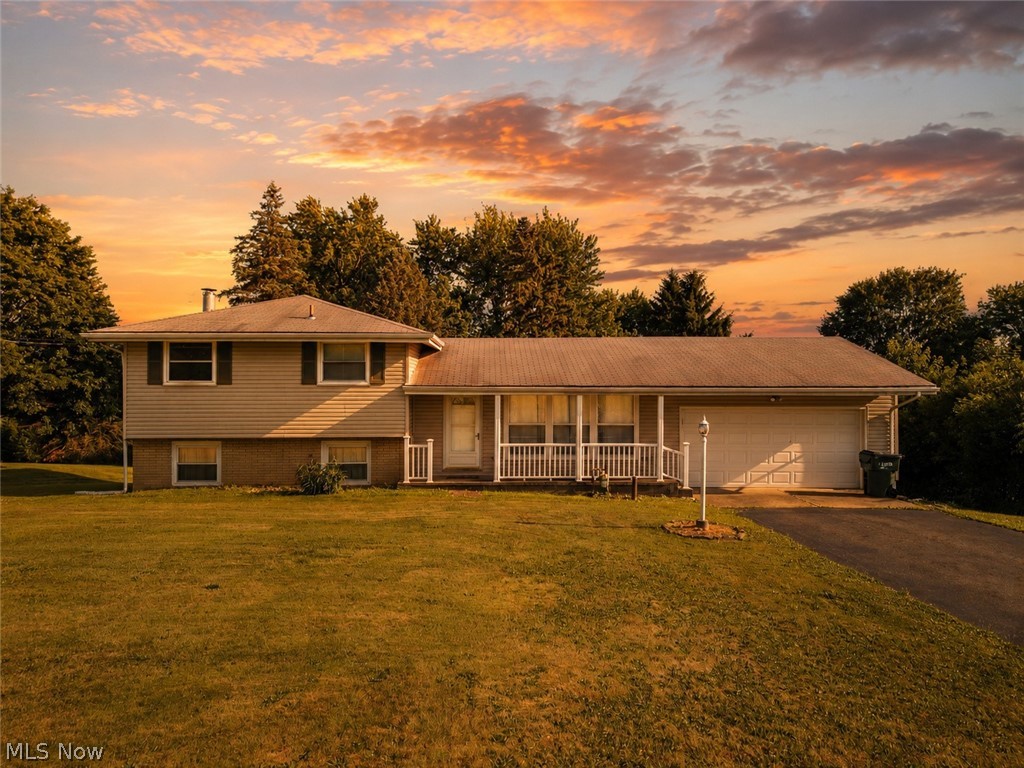 5216 Oakvale Street SW Canton OH 44706